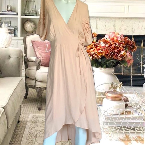 ASTR the Label Blush Pink Crochet Sleeve High Low Hem Feminine Wrap Dress Sz S - Picture 14 of 15